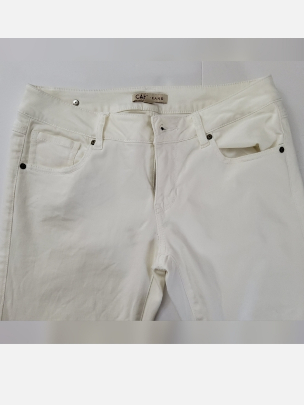 CAbi White Women's Mid-Rise Jeans